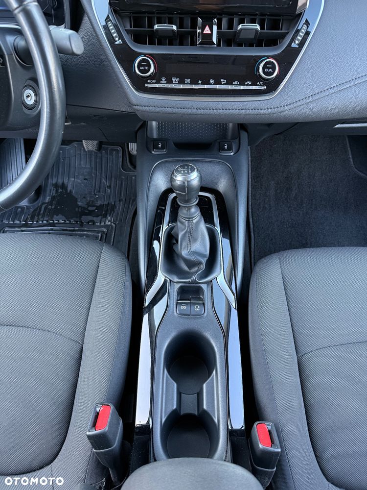 Toyota Corolla 1.6 Executive - 16