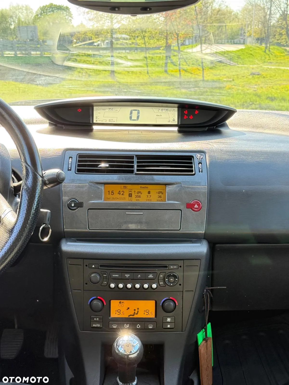 Citroën C4 1.6 16V Exclusive - 10