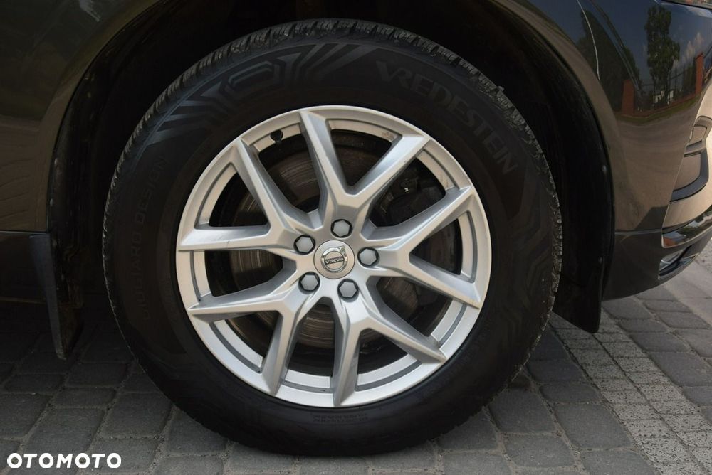 Volvo XC 60 D5 AWD Momentum - 14