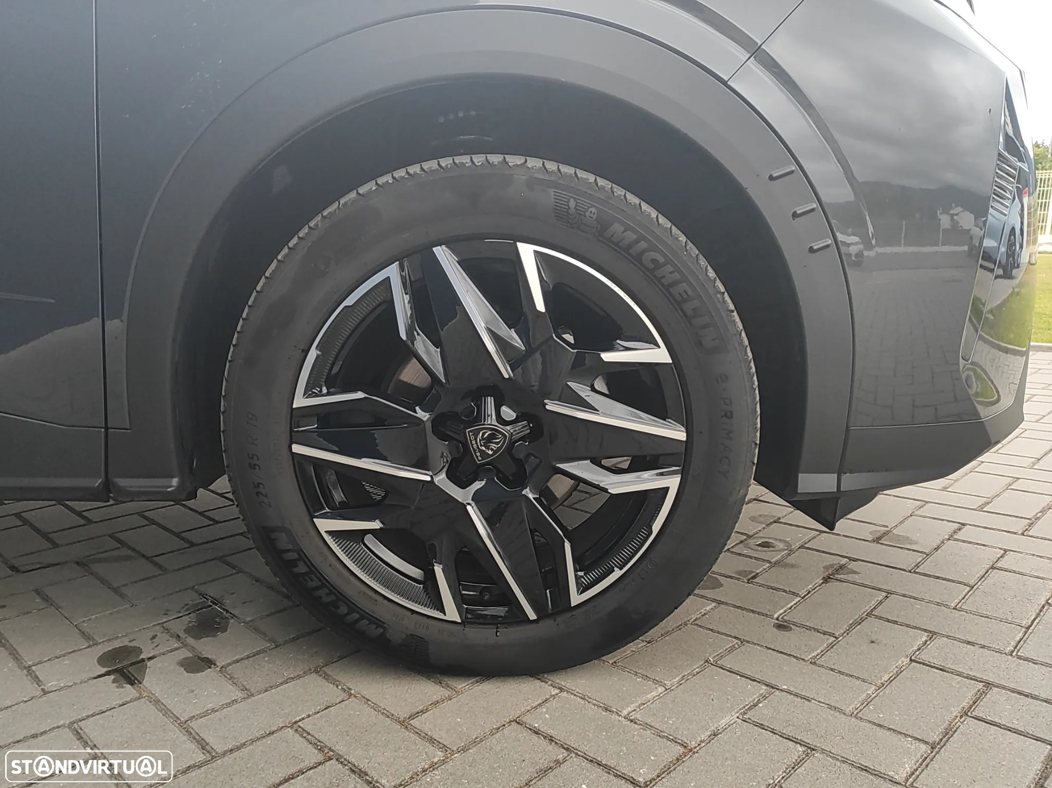 Peugeot 3008 1.2 Hybrid Allure e-DCS6 - 8