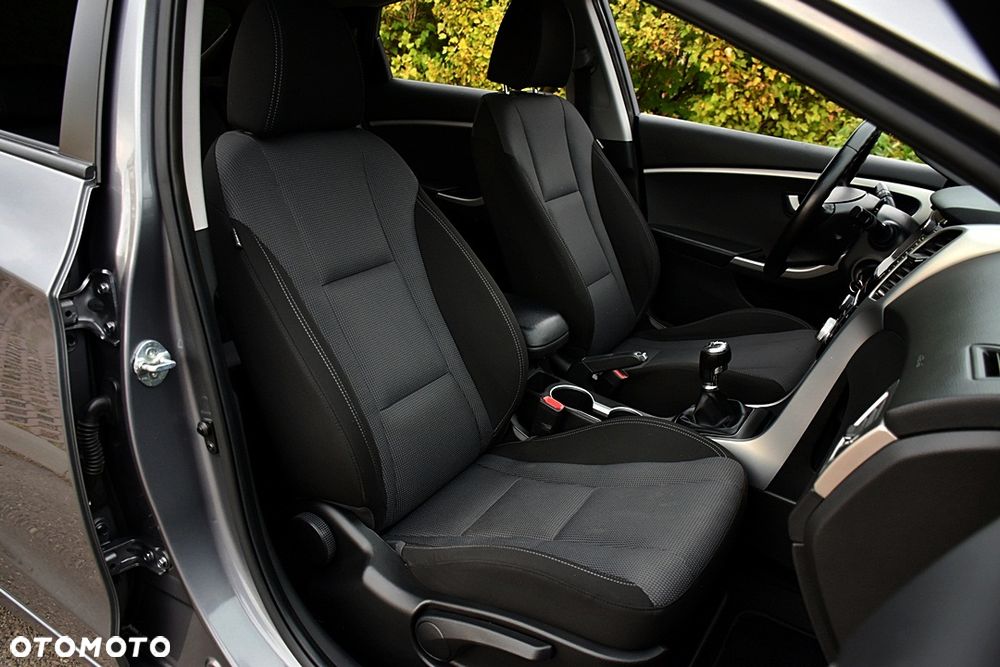 Hyundai i30 1.4 Premium - 30