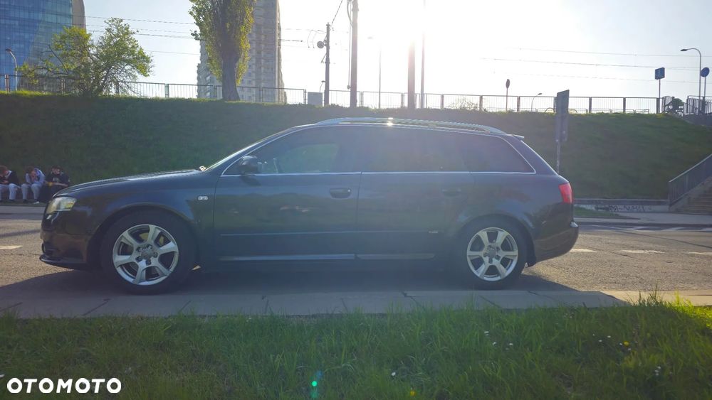 Audi A4 Avant 2.0 TDI DPF quattro S line Sportpaket (plus) - 4