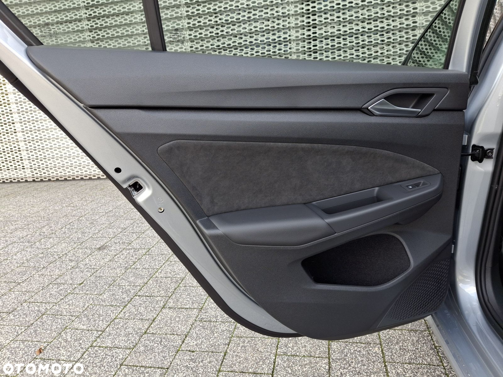 Volkswagen Golf VIII 2.0 TDI Life Plus - 11