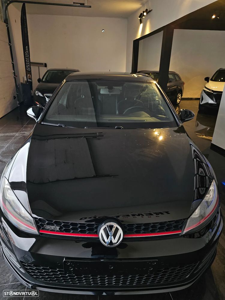 VW Golf GTI Performance BlueMotion - 11