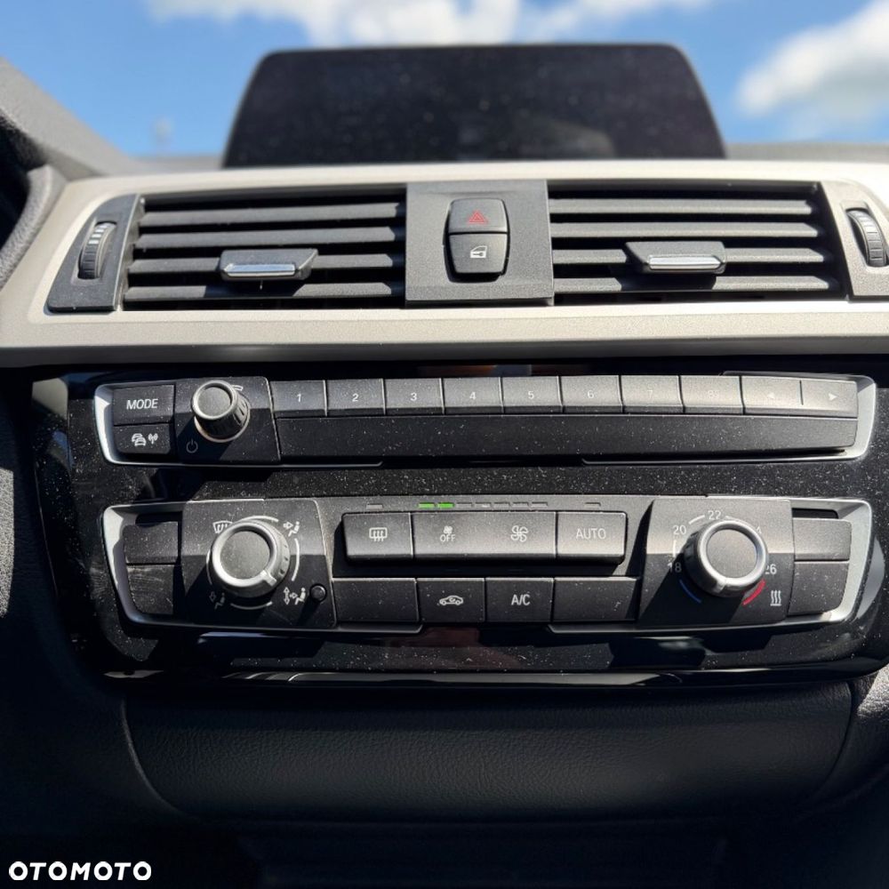 BMW Seria 3 - 24