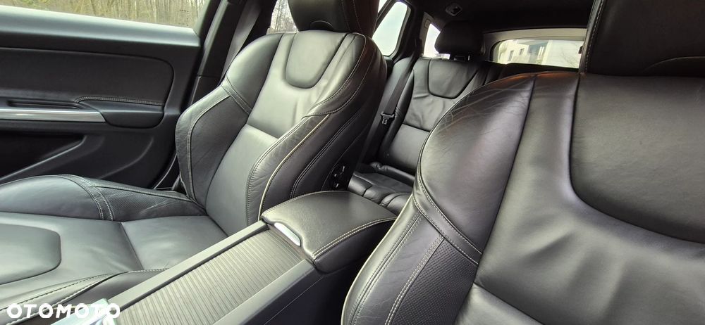 Volvo V60 T5 Drive-E R-Design Summum - 15