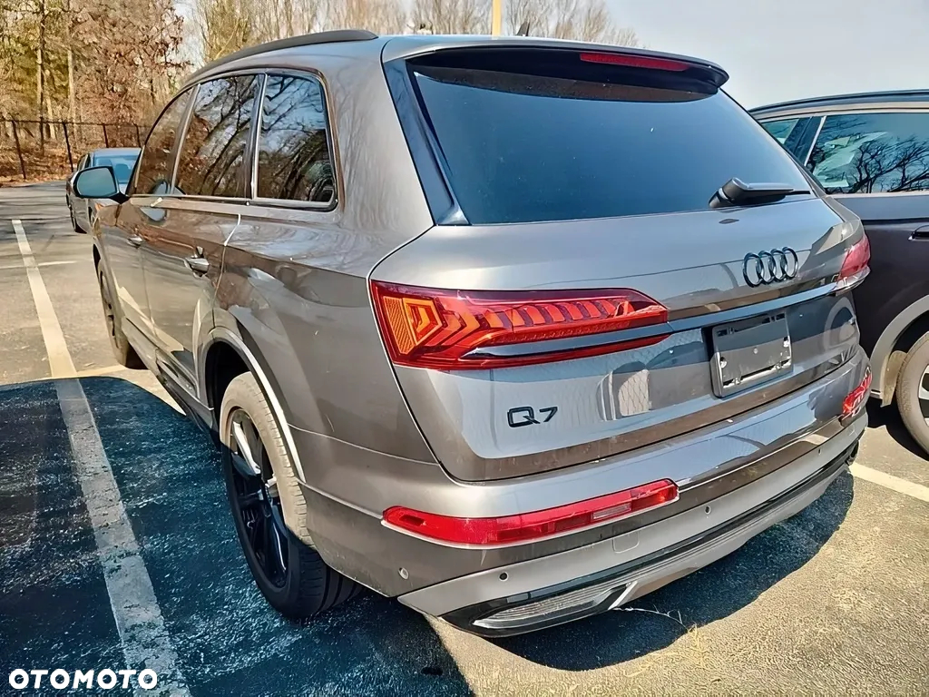 Audi Q7 55 TFSI quattro tiptronic S line - 3