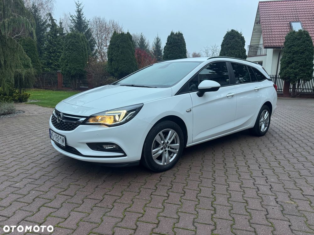 Opel Astra 1.4 Turbo Business - 1