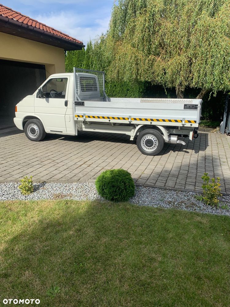 Volkswagen Transporter - 2