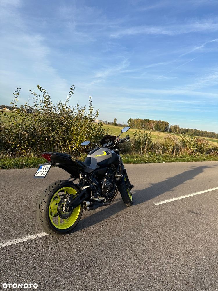 Yamaha MT - 2