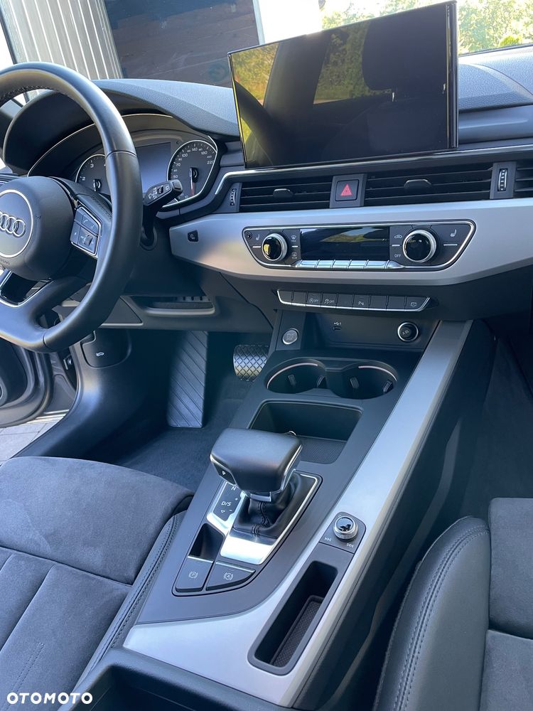 Audi A4 Avant - 11