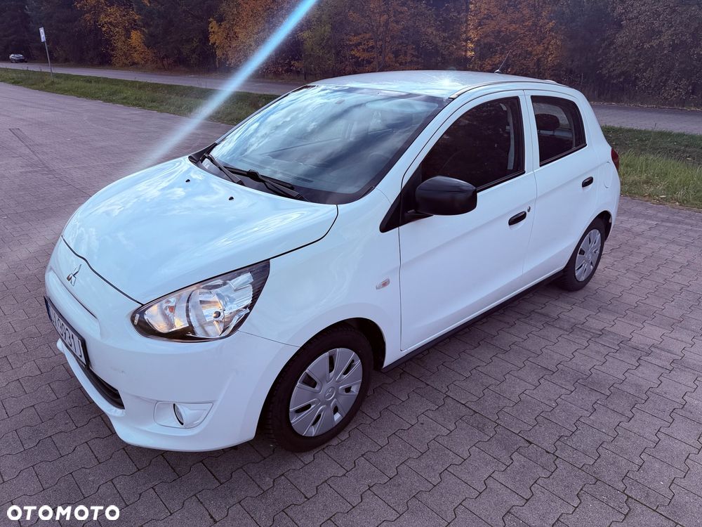 Mitsubishi Space Star 2015 photo 2