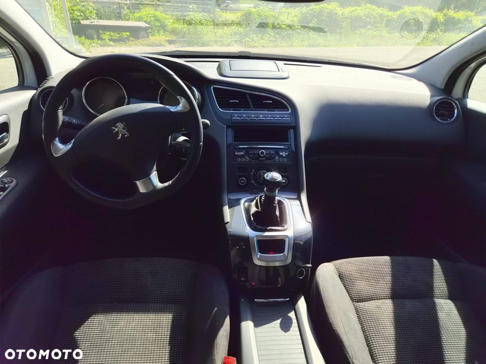 Peugeot 5008 155 THP Automatik Allure - 10