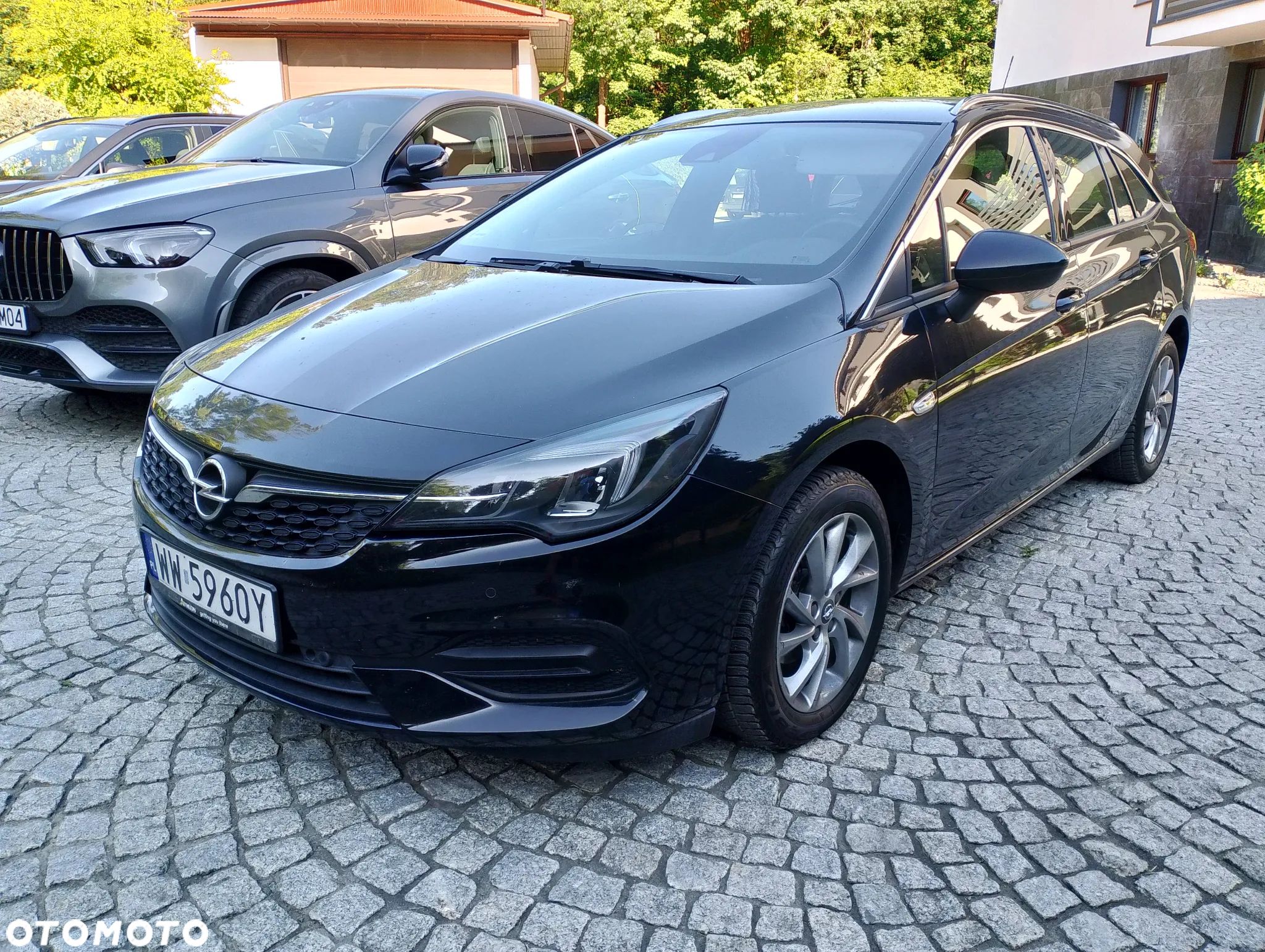 Opel Astra V 1.2 T Business Elegance S&S - 1