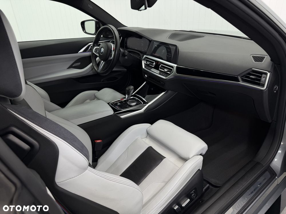 BMW M4 Competition - 30