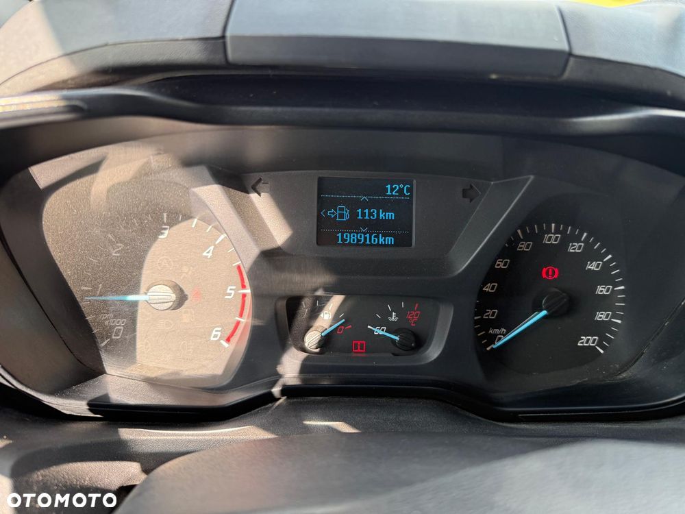 Ford Transit Custom - 8