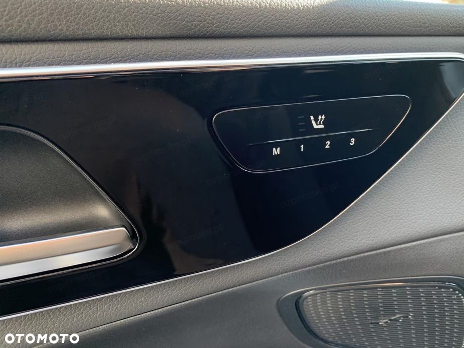 Mercedes-Benz GLC - 12