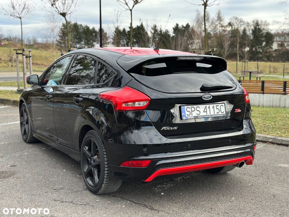 Ford Focus 1.5 EcoBoost STart-Stopp-System ST-LINE - 28
