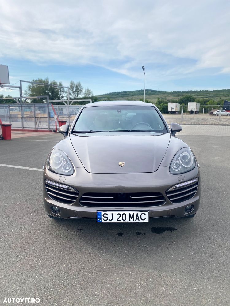 Porsche Cayenne 3.0 L V6 - 5