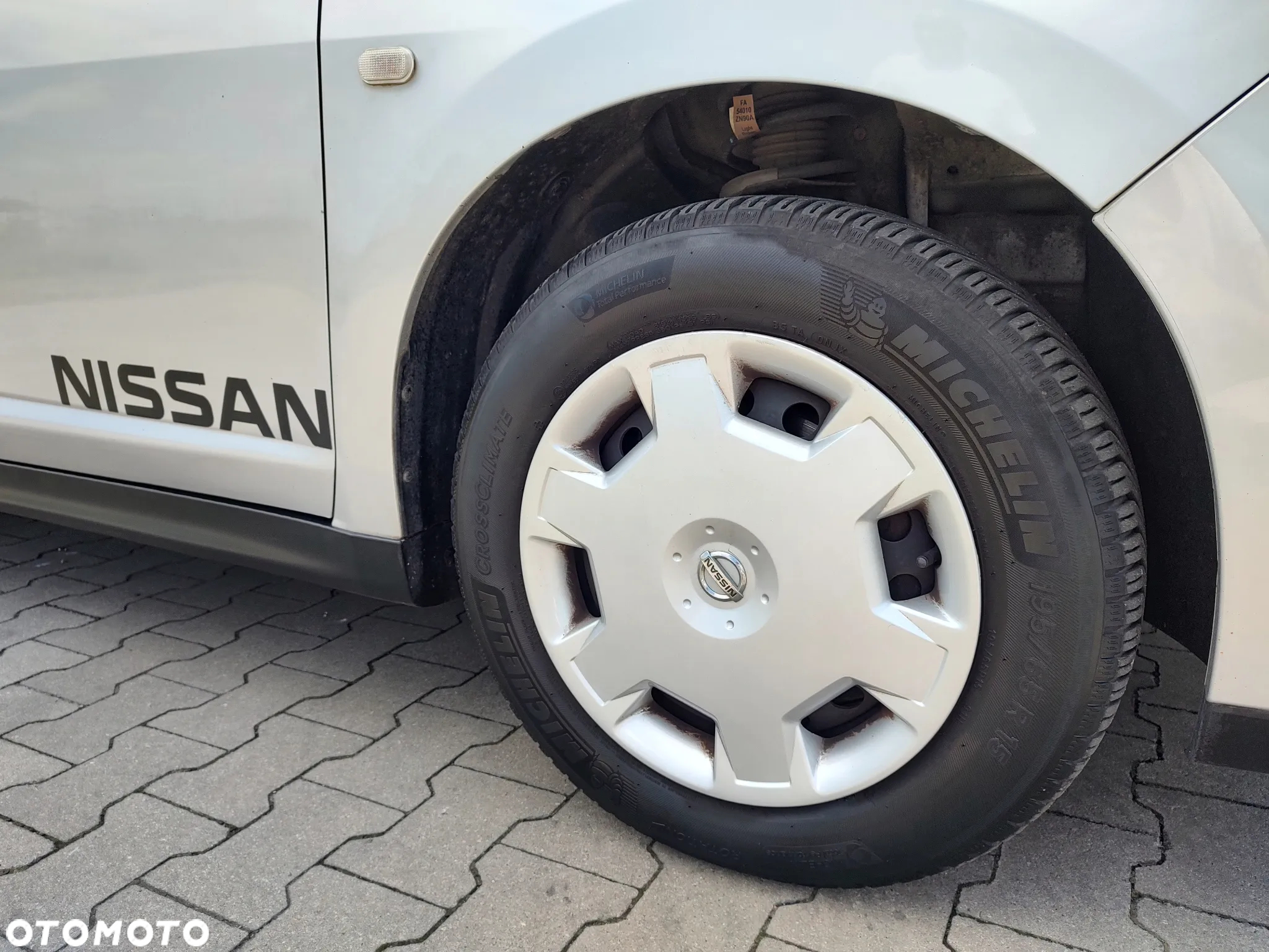Nissan Tiida 1.6 Visia - 9