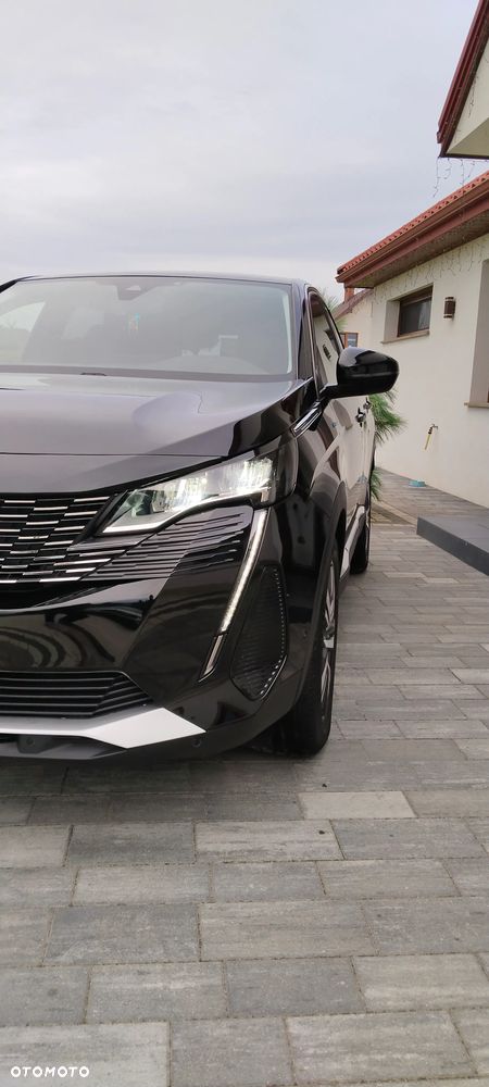 Peugeot 3008 1.6 PureTech HYbrid Allure S&S EAT8 - 19