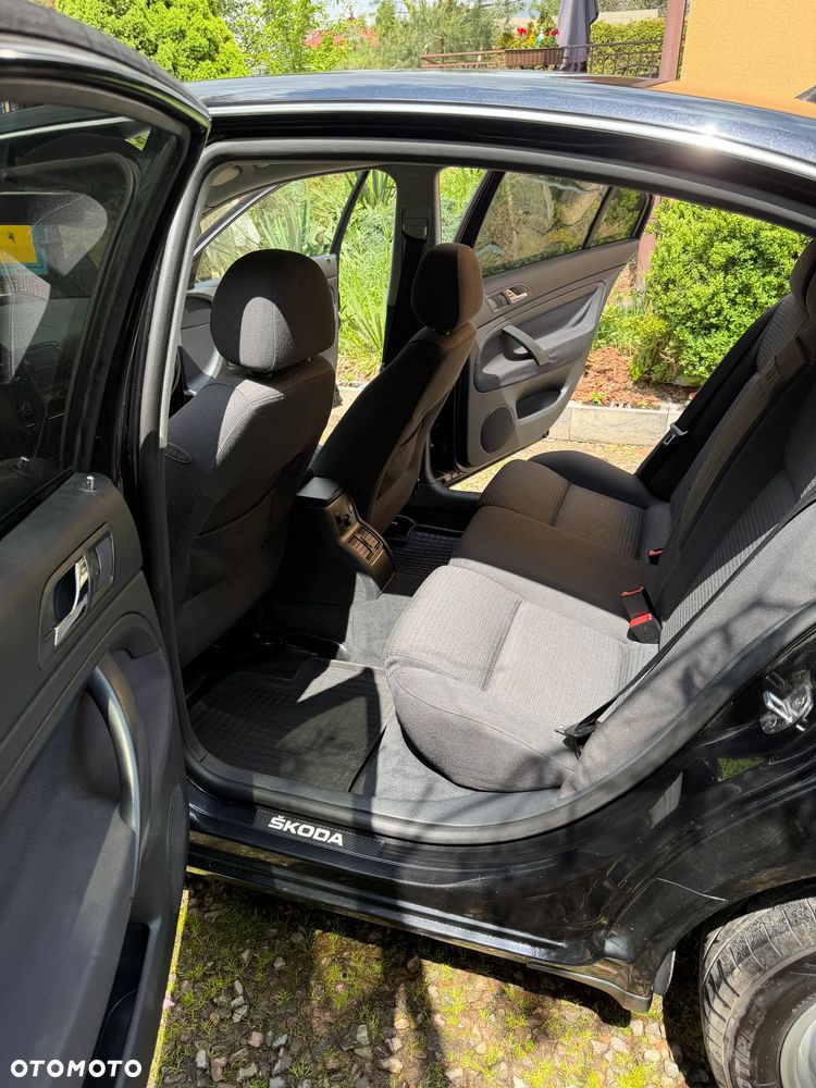 Skoda Superb 1,9 TDI - 8