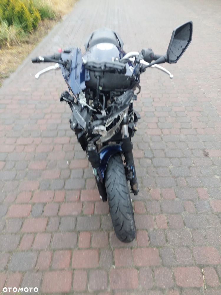 Yamaha XJ - 8