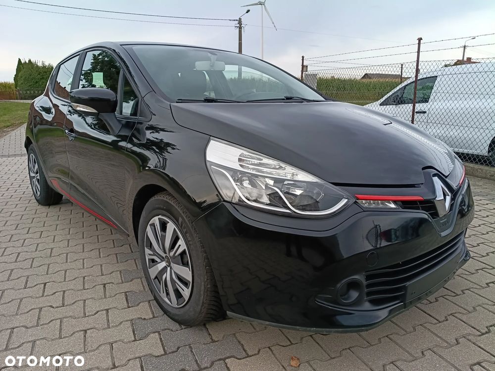 Renault Clio - 2
