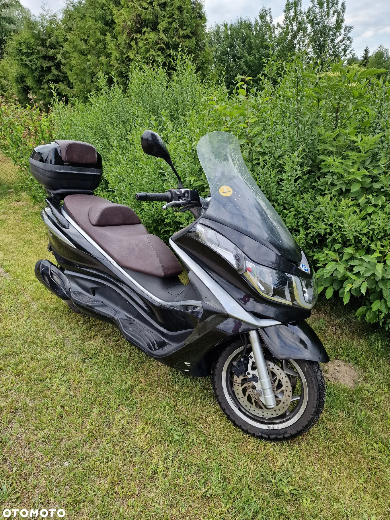 Piaggio X10 - 4