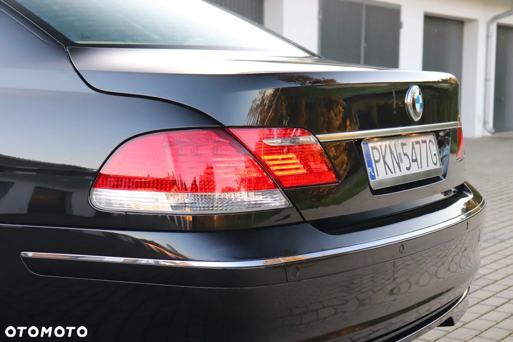 BMW Seria 7 - 10