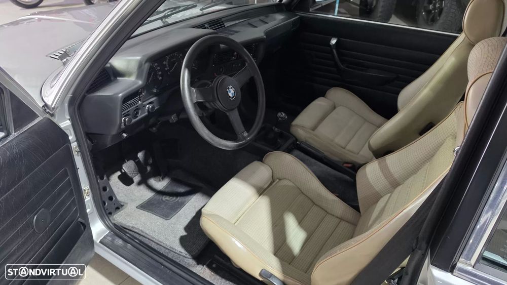 BMW 323 - 31