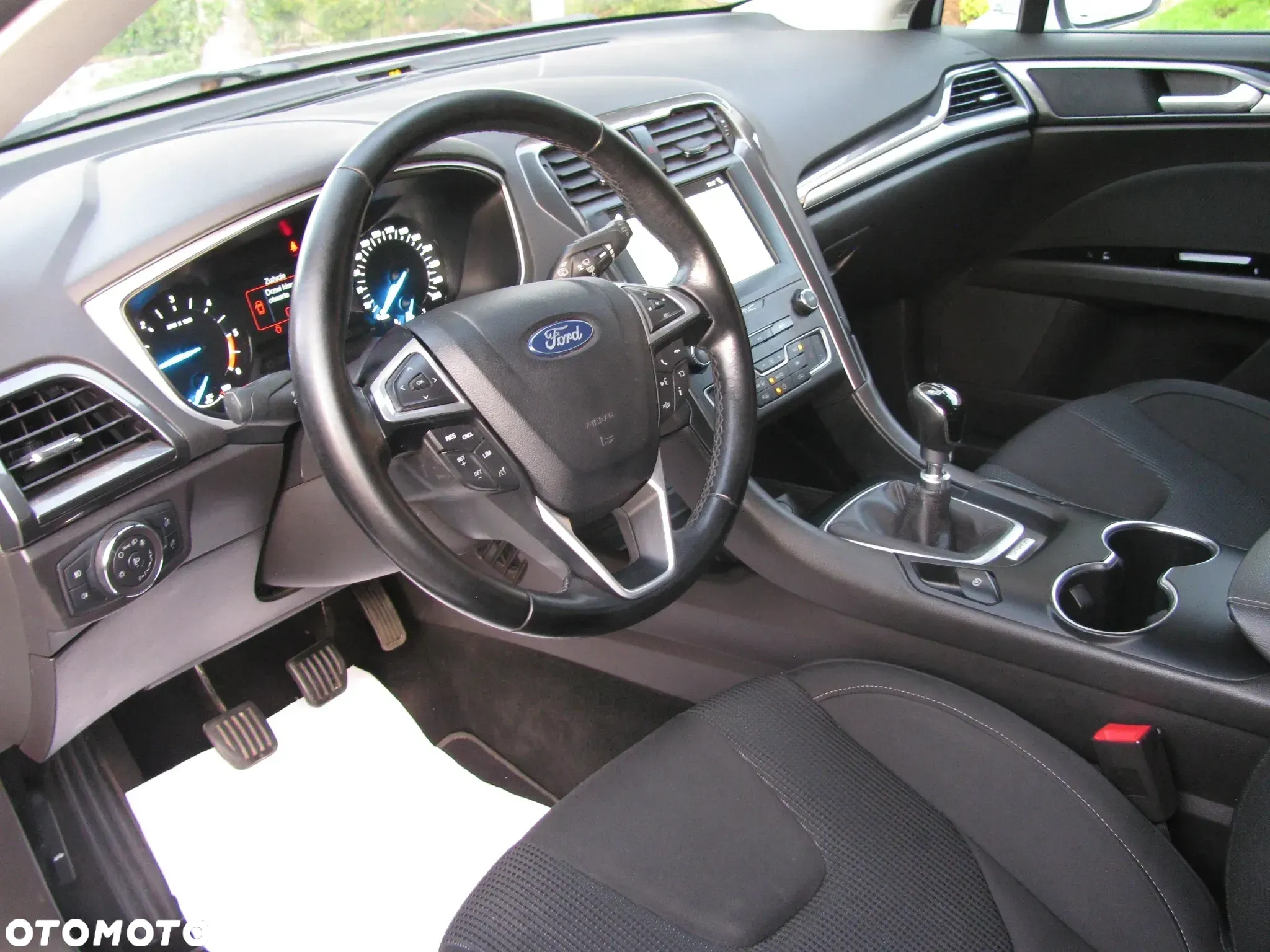 Ford Mondeo - 15