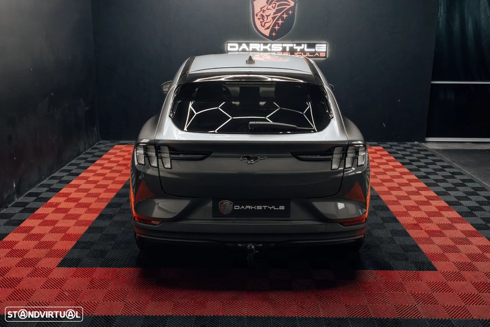 Ford Mustang Mach-E Standard - 8