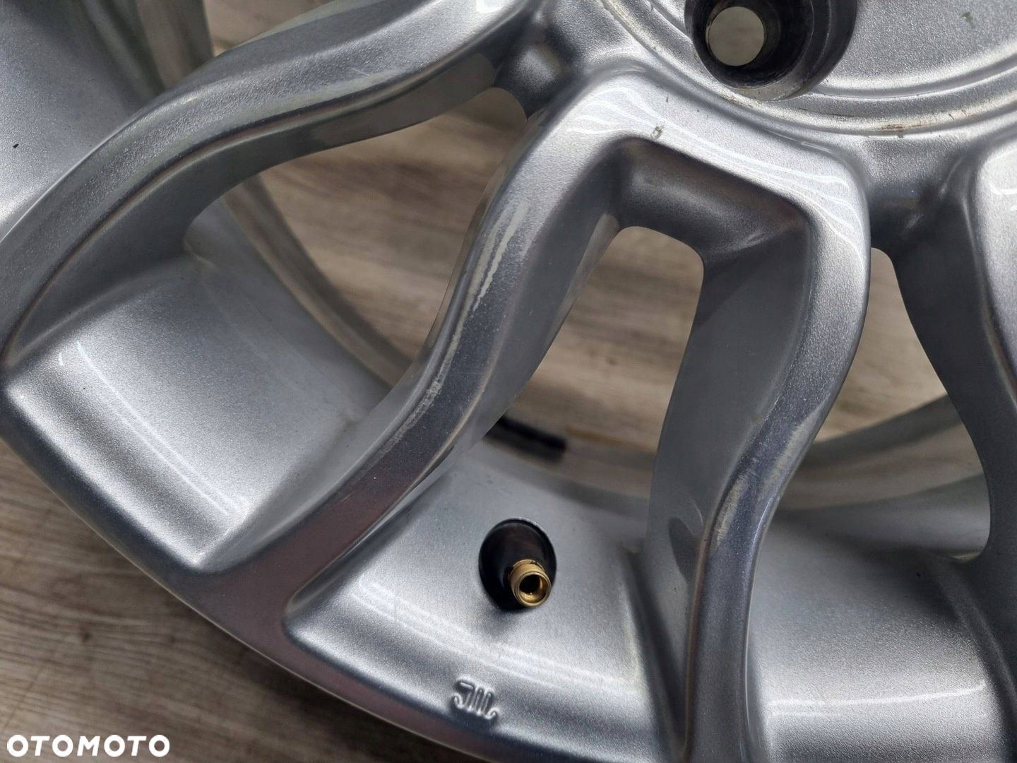Felga Fiat 500 6Jx15H2 Et35 4x98 51906889 - 9