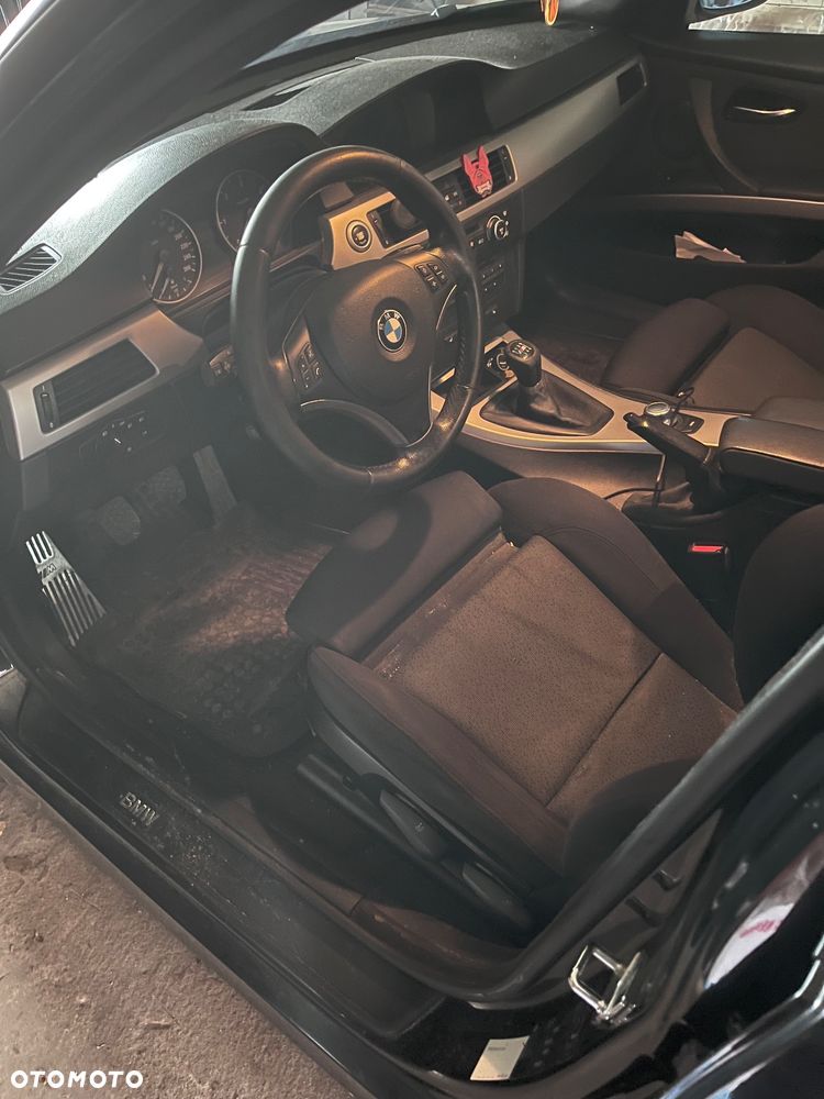 BMW Seria 3 320d - 11