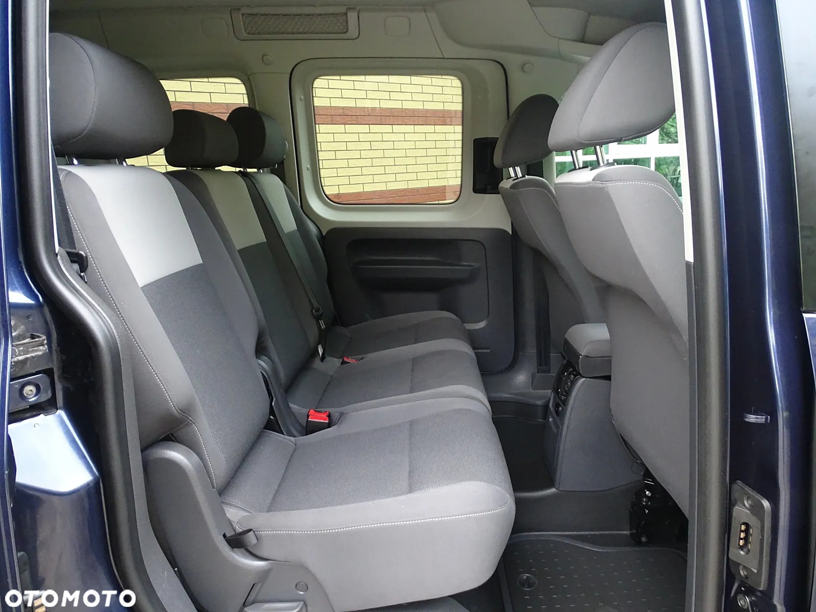 Volkswagen Caddy Maxi 1.6 TDI Comfortline - 8