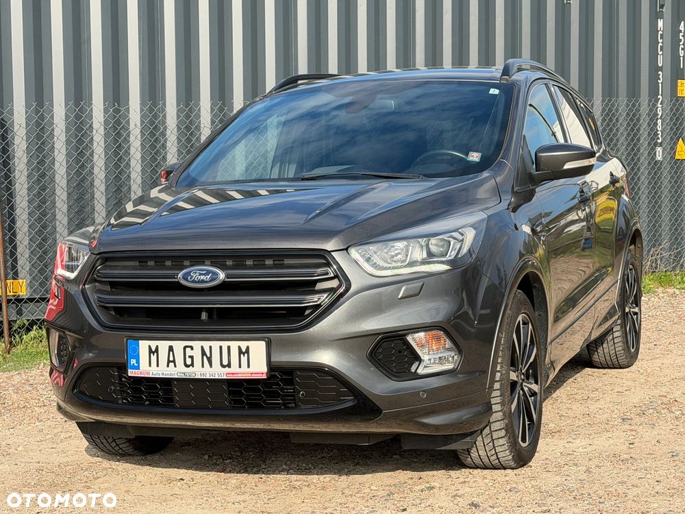 Ford Kuga 1.5 EcoBoost 2x4 ST-Line - 1