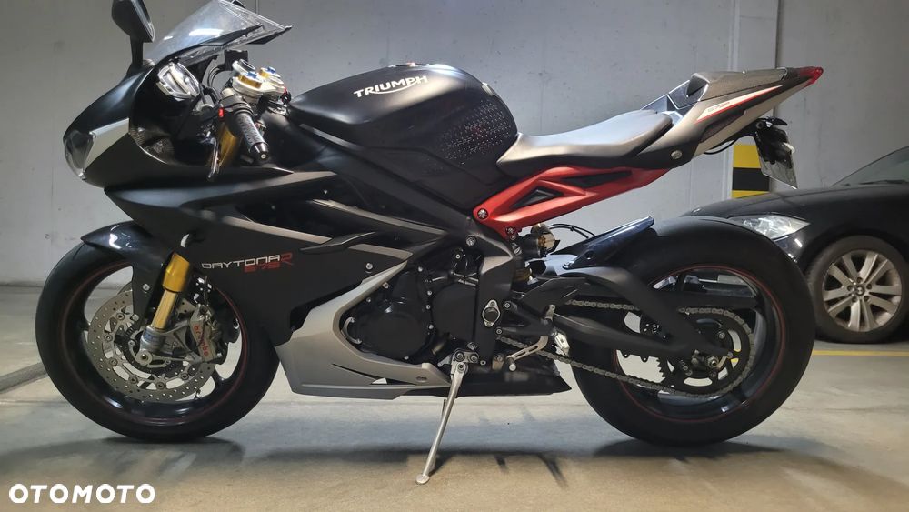 Triumph Daytona - 6
