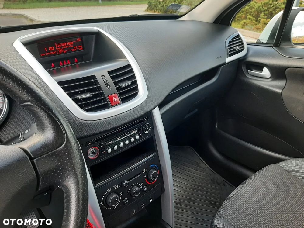 Peugeot 207 1.4 Presence - 23