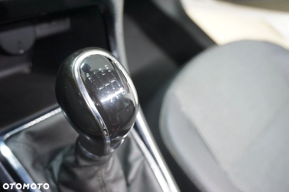 Opel Astra 1.4 Turbo Cosmo - 32