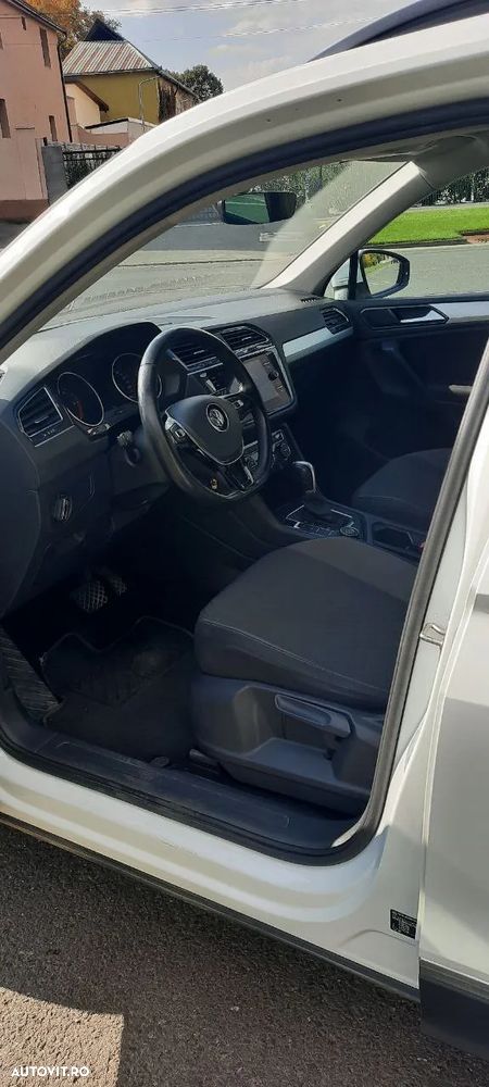 Volkswagen Tiguan 2.0 TDI 4Mot DSG Comfortline - 12