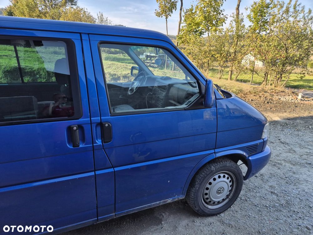 Volkswagen Multivan Standard - 3