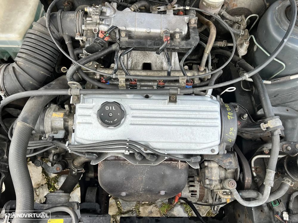 Mitsubishi Lancer 1300 GLXi - 41