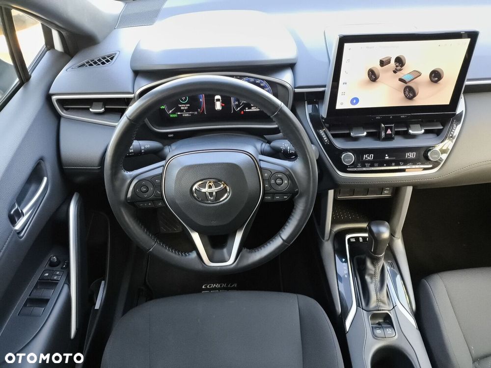 Toyota Corolla Cross - 3