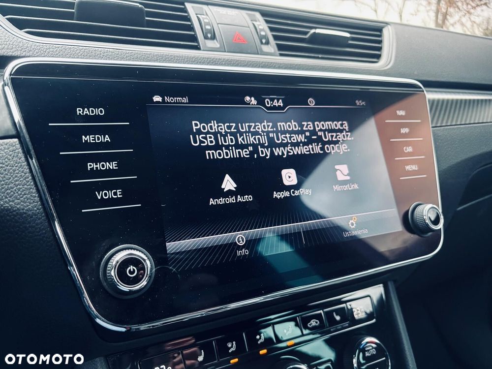 Skoda Superb 2.0 TDI SCR 4x4 Sportline DSG - 29