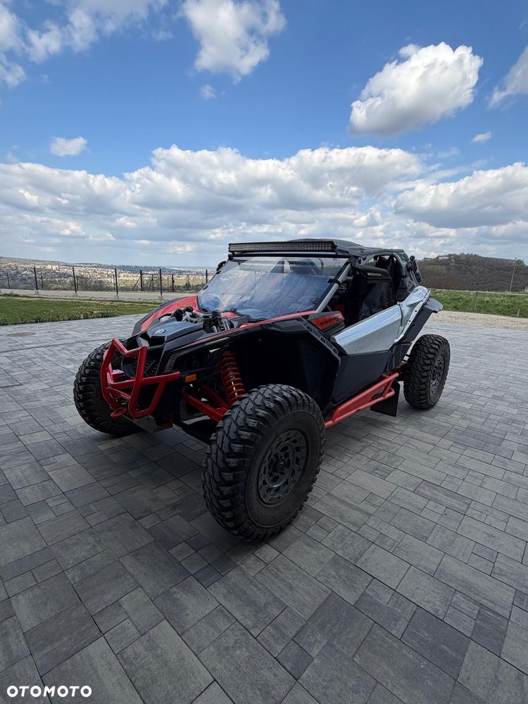 Can-Am Maverick - 1