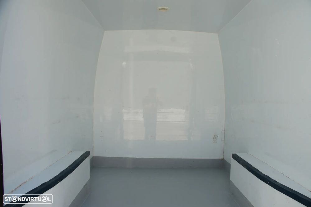 Opel Movano Isotérmica L3H2 2.2D 140cv - 7