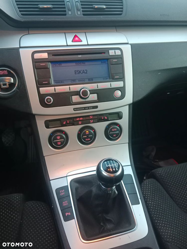 Volkswagen Passat Variant 2.0 TSI Comfortline - 19