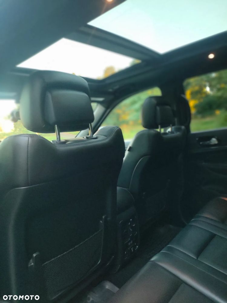 Jeep Grand Cherokee - 16