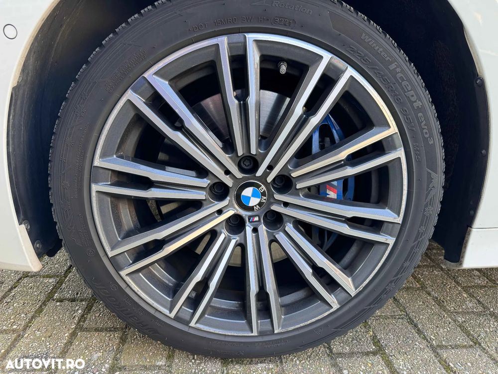 BMW Seria 3 320d xDrive AT M Sport - 3